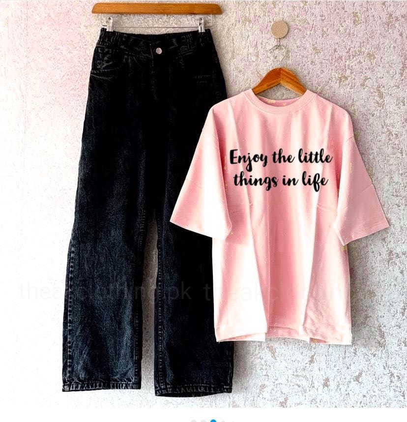 Black wide leg jeans + pink tshirt enjoy the little thing
