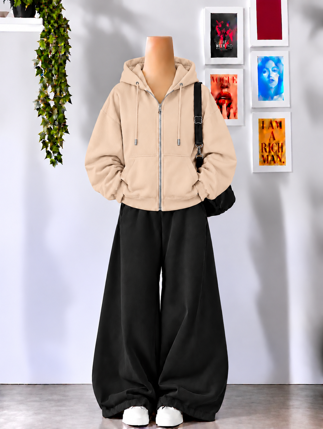 Skin Zipper With Black Flapper Tracksuit